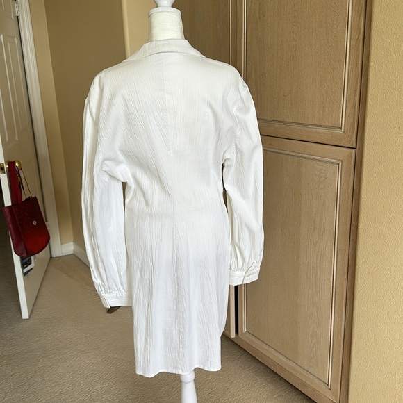 Emory Park White Long Sleeve Dress - Picture 4 of 8